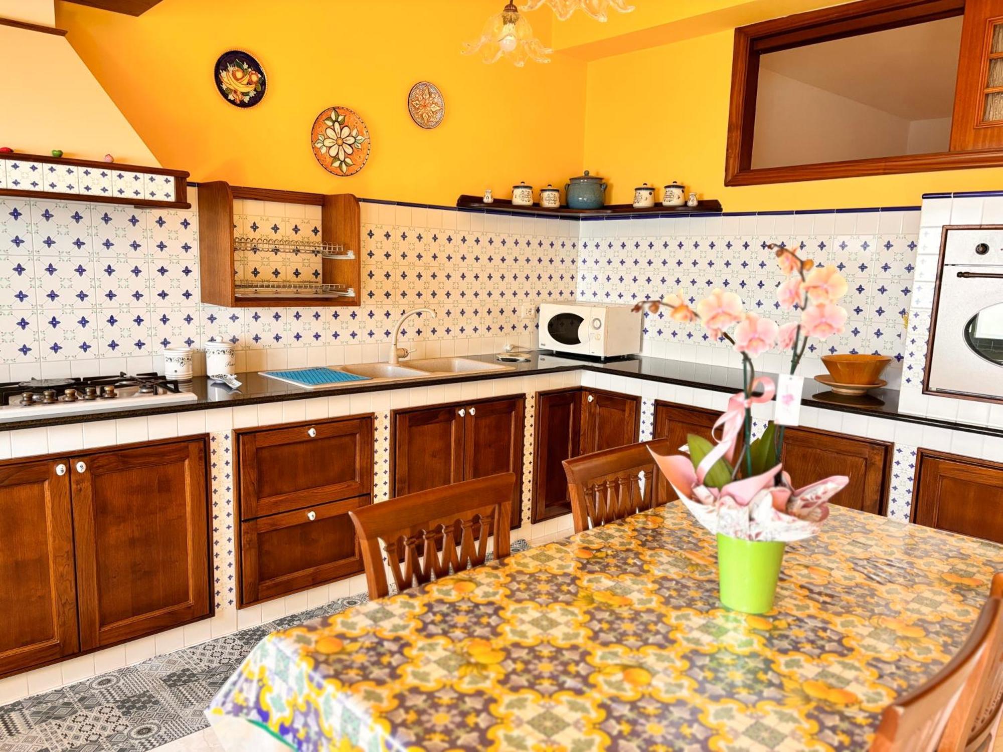 Casa Luisa & Milu , Coastal Retreats In Furore! エクステリア 写真